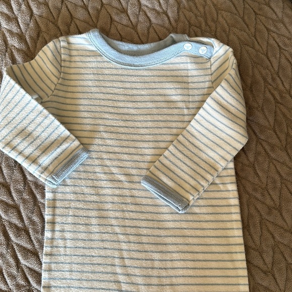 Burt’s Bees Baby playsuit - Picture 2 of 5